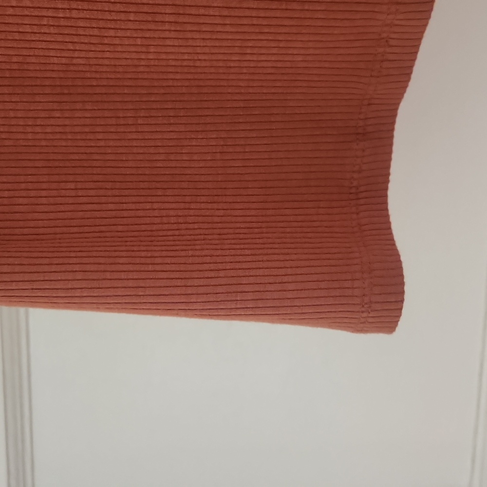 Nine West Rust Tan Short Sleeve Tee Size M - Picture 6 of 10